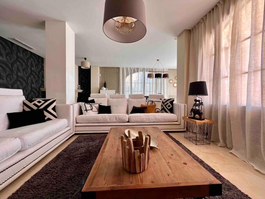 Villa Deluxe,White Beach,Mountains Финестрат Экстерьер фото