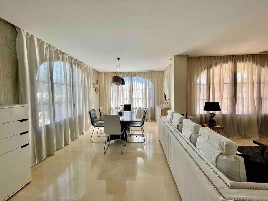 Villa Deluxe,White Beach,Mountains Финестрат Экстерьер фото